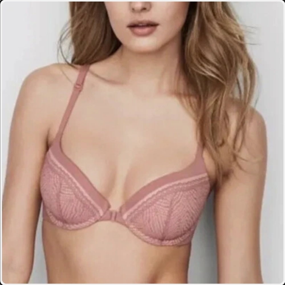 (34B) NWT Victoria’s Secret Body By Victoria Lightly Lined Front Close Demi Bra